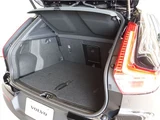 2025 Volvo XC40 Ultra B4 AWD Sedan for sale, Japanese used car export - photo 22 of 47 | GULJI TRADERS