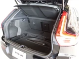 2025 Volvo XC40 Ultra B4 AWD Sedan for sale, Japanese used car export - photo 23 of 47 | GULJI TRADERS