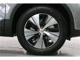2025 Volvo XC40 B3 Sedan for sale, Japanese used car export - photo 71 of 78 | GULJI TRADERS