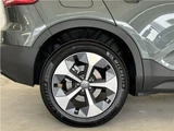 2025 Volvo XC40 B4 AWD Sedan for sale, Japanese used car export - photo 7 of 32 | GULJI TRADERS