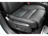 2025 Volvo XC40 B4 AWD Sedan for sale, Japanese used car export - photo 24 of 55 | GULJI TRADERS