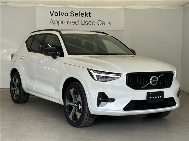 2025 Volvo XC40 B4 AWD - photo 1 2025 Volvo XC40 B4 AWD Sedan for sale, Japanese used car export - photo 1 of 80 | GULJI TRADERS