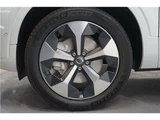 2025 Volvo XC40 B4 AWD Sedan for sale, Japanese used car export - photo 4 of 80 | GULJI TRADERS