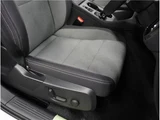 2025 Volvo XC40 B3 Sedan for sale, Japanese used car export - photo 47 of 77 | GULJI TRADERS