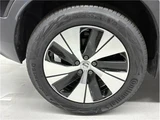 2025 Volvo XC40 Sedan for sale, Japanese used car export - photo 9 of 77 | GULJI TRADERS