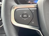 2025 Volvo XC40 B4 AWD Sedan for sale, Japanese used car export - photo 25 of 30 | GULJI TRADERS