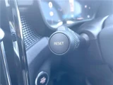 2025 Volvo XC40 B4 AWD Sedan for sale, Japanese used car export - photo 16 of 30 | GULJI TRADERS