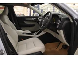 2025 Volvo XC40 B4 AWD Sedan for sale, Japanese used car export - photo 4 of 9 | GULJI TRADERS