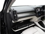 2026 Volvo XC40 B4 AWD Sedan for sale, Japanese used car export - photo 34 of 72 | GULJI TRADERS