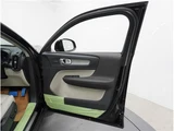 2026 Volvo XC40 B4 AWD Sedan for sale, Japanese used car export - photo 39 of 72 | GULJI TRADERS