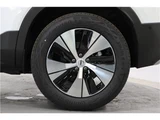 2026 Volvo XC40 B3 Sedan for sale, Japanese used car export - photo 11 of 70 | GULJI TRADERS
