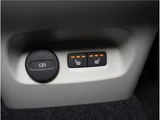2026 Volvo XC40 B3 Sedan for sale, Japanese used car export - photo 31 of 70 | GULJI TRADERS