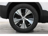 2026 Volvo XC40 B3 Sedan for sale, Japanese used car export - photo 13 of 70 | GULJI TRADERS