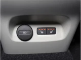2026 Volvo XC40 B3 Sedan for sale, Japanese used car export - photo 31 of 72 | GULJI TRADERS