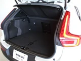 2026 Volvo XC40 Plus B3 Sedan for sale, Japanese used car export - photo 21 of 41 | GULJI TRADERS
