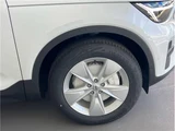 2026 Volvo XC40 B3 Sedan for sale, Japanese used car export - photo 6 of 13 | GULJI TRADERS
