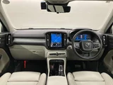 2026 Volvo XC40 B4 AWD 4WD Sedan for sale, Japanese used car export - photo 13 of 57 | GULJI TRADERS