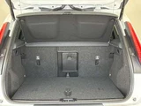 2026 Volvo XC40 B4 AWD 4WD Sedan for sale, Japanese used car export - photo 8 of 9 | GULJI TRADERS