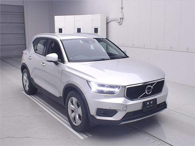 2018 Volvo XC40 Recharge XC40 AWD Sedan for sale, Japanese used car export - photo 1 of 11 | GULJI TRADERS