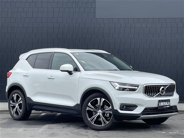 2019 Volvo XC40 Recharge XC40 T4 AWD 4WD Sedan for sale, Japanese used car export - photo 1 of 23 | GULJI TRADERS