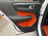 2020 Volvo XC40 Recharge XC40 T4 AWD 4WD Sedan for sale, Japanese used car export - photo 21 of 24 | GULJI TRADERS
