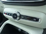 2020 Volvo XC40 Recharge PHV T5 Sedan for sale, Japanese used car export - photo 26 of 50 | GULJI TRADERS