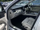 2020 Volvo XC60 4WD Sedan for sale, Japanese used car export - photo 18 of 80 | GULJI TRADERS