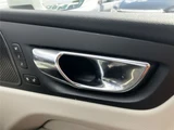 2020 Volvo XC60 4WD Sedan for sale, Japanese used car export - photo 49 of 80 | GULJI TRADERS