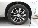 2021 Volvo XC60 B5 AWD Sedan for sale, Japanese used car export - photo 19 of 59 | GULJI TRADERS