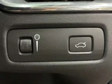 2021 Volvo XC60 B5 AWD 4WD Sedan for sale, Japanese used car export - photo 27 of 65 | GULJI TRADERS