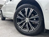 2021 Volvo XC60 B5 AWD Sedan for sale, Japanese used car export - photo 19 of 30 | GULJI TRADERS