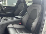 2021 Volvo XC60 XC60 B6 AWD 4WD Sedan for sale, Japanese used car export - photo 18 of 24 | GULJI TRADERS