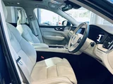 2021 Volvo XC60 XC60 B5 AWD 4WD Sedan for sale, Japanese used car export - photo 20 of 24 | GULJI TRADERS