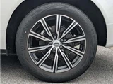 2021 Volvo XC60 B5AWD INSCRIPTION Sedan for sale, Japanese used car export - photo 9 of 26 | GULJI TRADERS