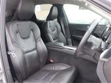2021 Volvo XC60 B5 AWD Sedan for sale, Japanese used car export - photo 30 of 50 | GULJI TRADERS