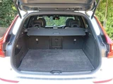 2021 Volvo XC60 T8 Sedan for sale, Japanese used car export - photo 40 of 50 | GULJI TRADERS
