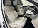 2021 Volvo XC60 B5 AWD 4WD Sedan for sale, Japanese used car export - photo 4 of 17 | GULJI TRADERS