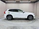 2021 Volvo XC60 B5 AWD 4WD Sedan for sale, Japanese used car export - photo 9 of 17 | GULJI TRADERS