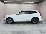 2021 Volvo XC60 B5 AWD 4WD Sedan for sale, Japanese used car export - photo 10 of 17 | GULJI TRADERS