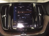2021 Volvo XC60 XC60 B5 AWD Sedan for sale, Japanese used car export - photo 6 of 11 | GULJI TRADERS