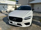 2021 Volvo XC60 B6 AWD Sedan for sale, Japanese used car export - photo 7 of 9 | GULJI TRADERS