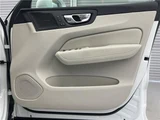 2022 Volvo XC60 B5 AWD Sedan for sale, Japanese used car export - photo 26 of 30 | GULJI TRADERS
