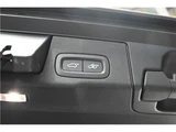 2022 Volvo XC60 B5 AWD Sedan for sale, Japanese used car export - photo 17 of 58 | GULJI TRADERS