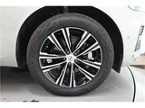2022 Volvo XC60 B5 AWD Sedan for sale, Japanese used car export - photo 20 of 58 | GULJI TRADERS