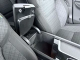 2022 Volvo XC60 T6 AWD Hybrid 4WD Sedan for sale, Japanese used car export - photo 25 of 37 | GULJI TRADERS