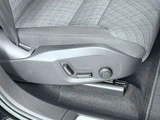 2022 Volvo XC60 T6 AWD Hybrid 4WD Sedan for sale, Japanese used car export - photo 31 of 37 | GULJI TRADERS
