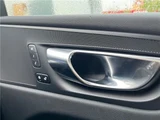 2022 Volvo XC60 B5 Sedan for sale, Japanese used car export - photo 21 of 30 | GULJI TRADERS