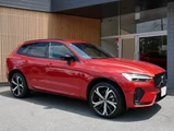 2022 Volvo XC60 B6 AWD Sedan for sale, Japanese used car export - photo 2 of 9 | GULJI TRADERS