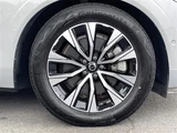 2024 Volvo XC60 XC60 B5 AWD 4WD Sedan for sale, Japanese used car export - photo 15 of 24 | GULJI TRADERS