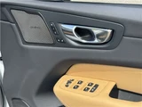 2025 Volvo XC60 T6 AWD Hybrid Sedan for sale, Japanese used car export - photo 18 of 39 | GULJI TRADERS